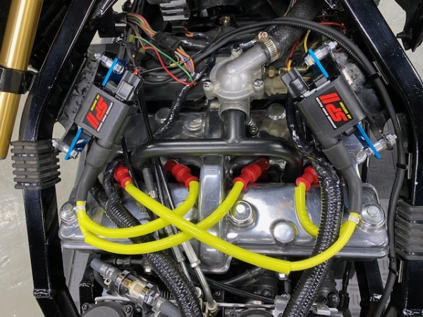 GPZ400R カスタム   ウオタニSPⅡ  Mot’ysエンジンオイルサムネイル